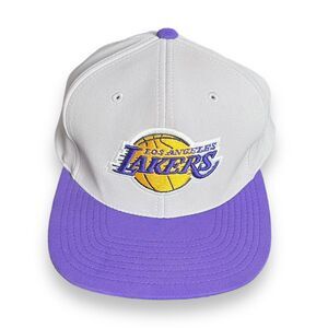 Los Angeles Lakers NBA Basketball Mitchell & Ness Gray Snap Back Adjustable Hat